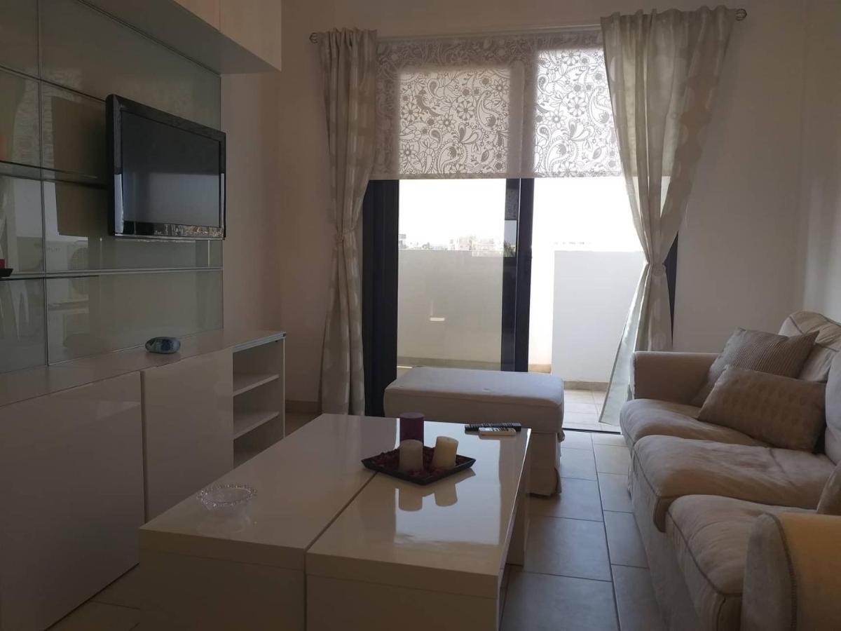 Horizon Luxury Apartment 4 拉纳卡 外观 照片