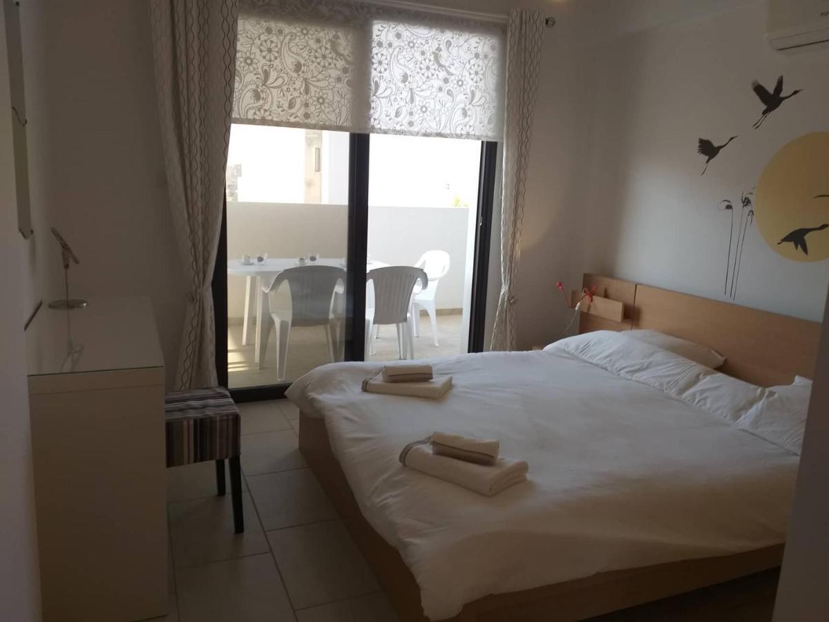 Horizon Luxury Apartment 4 拉纳卡 外观 照片
